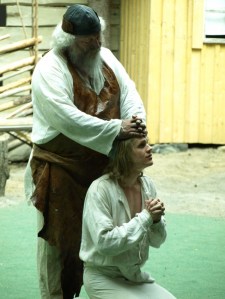 Alapitkän kesäteatteri 2009: Hunajan pisara. (Kuva: Elina Hokkanen)